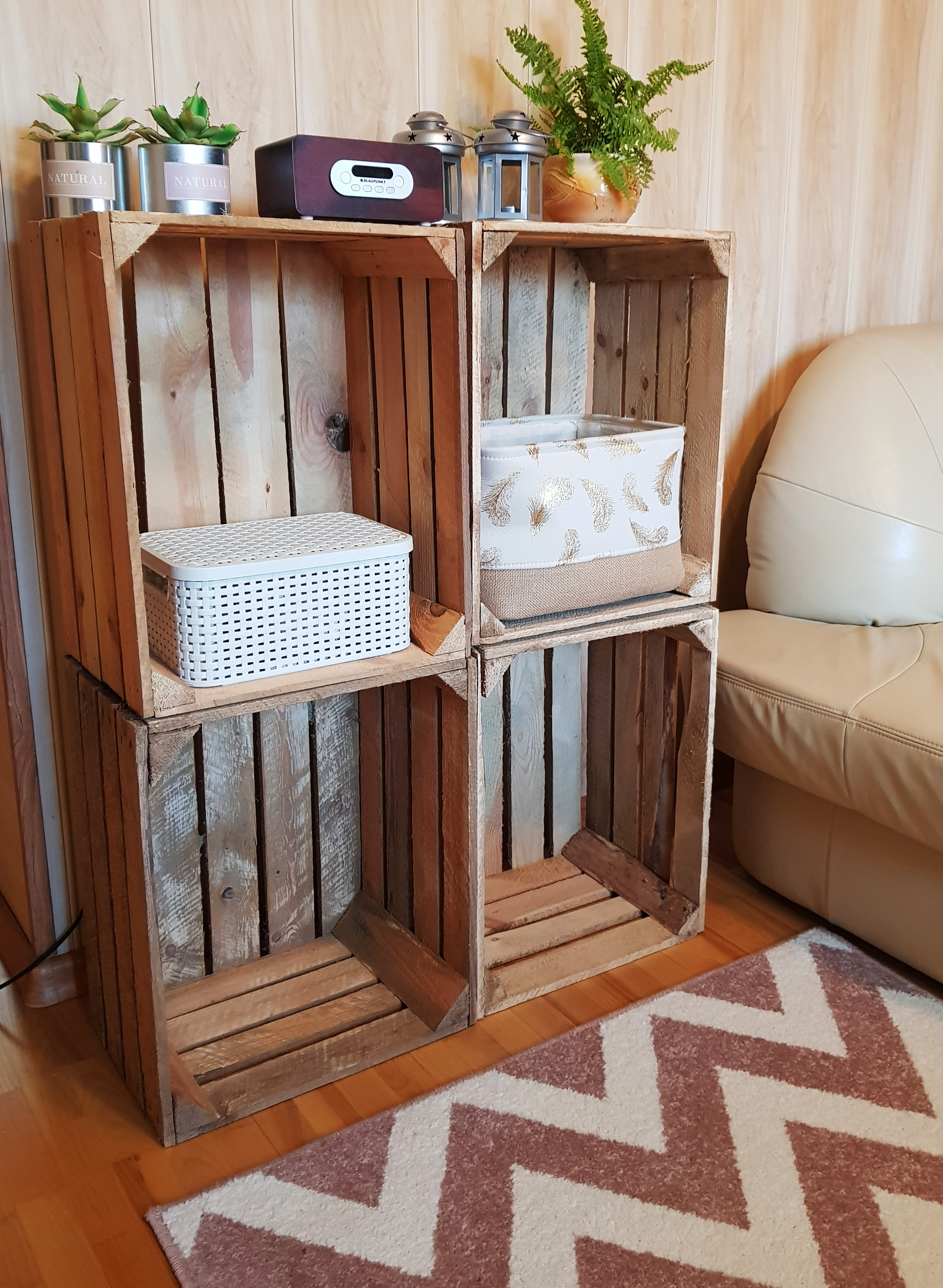 4 Strong&Solid Vintage Wooden Crates | SetCrates